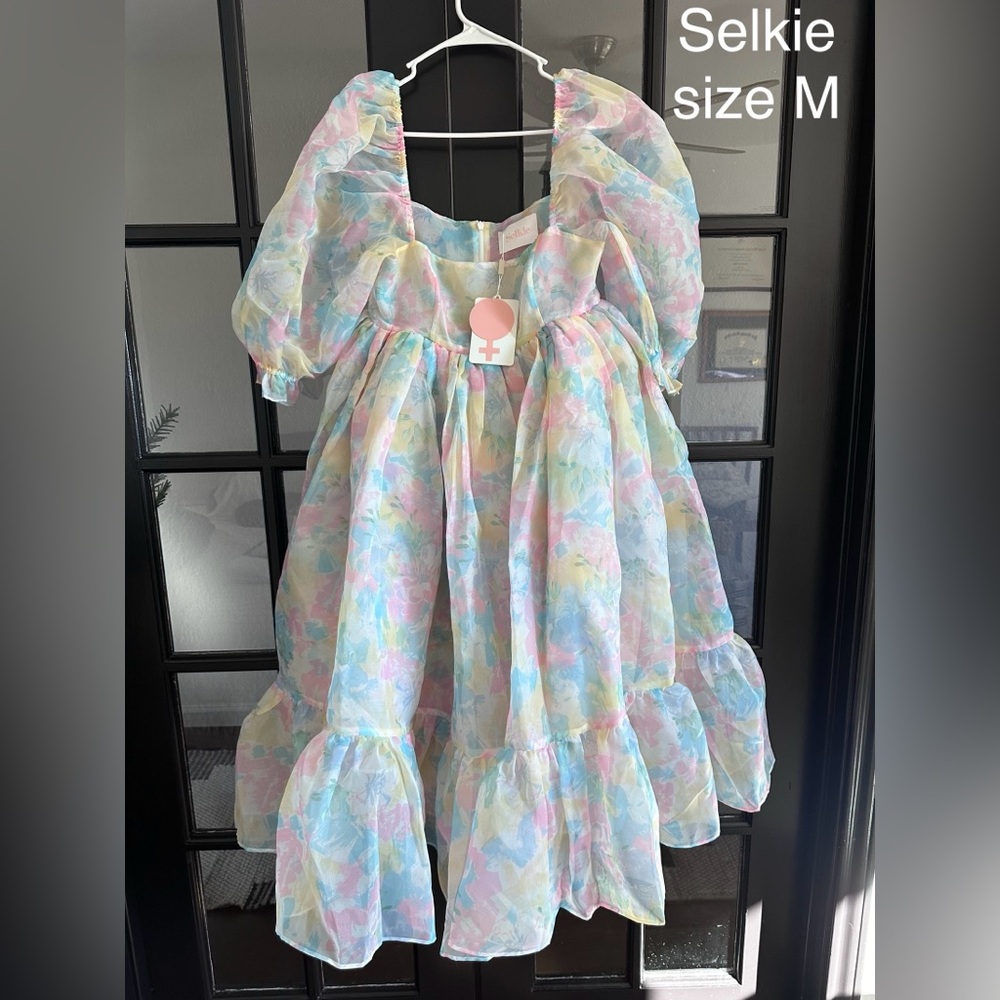 Selkie Puff Dress